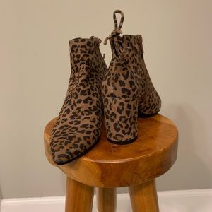Stuart Weitzman Leopard print booties new without tags